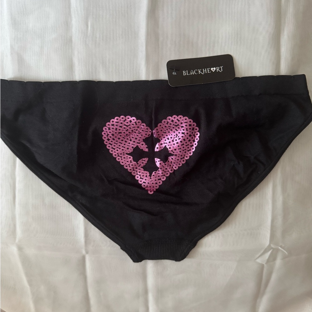Blackheart iconic Black Panties w/Pink iconic logo Heart on the back NWT Size S
